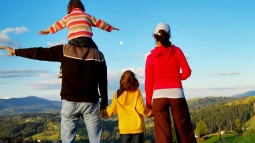 family travelling on vacation