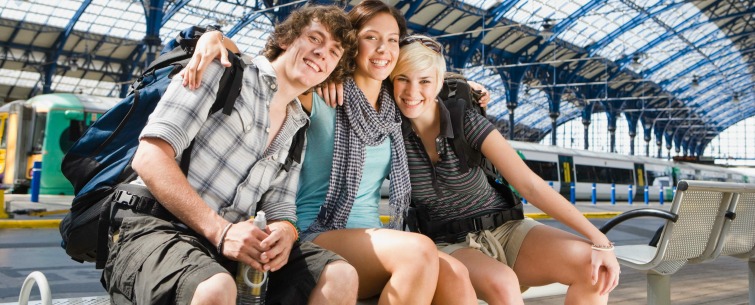 Αποτέλεσμα εικόνας για Advantages of international travel for Young People