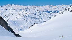 skiing in France