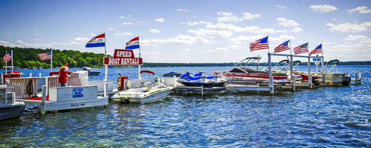 Allianz - boats on lake