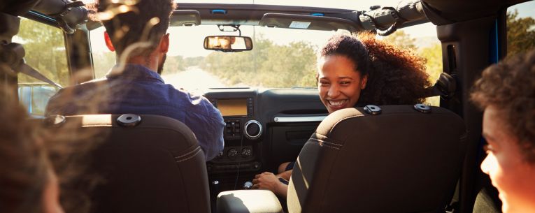 Allianz - family in car on road trip