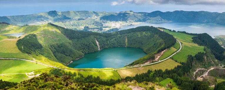 Allianz - Lagoa das Sete Cidades in the Azores