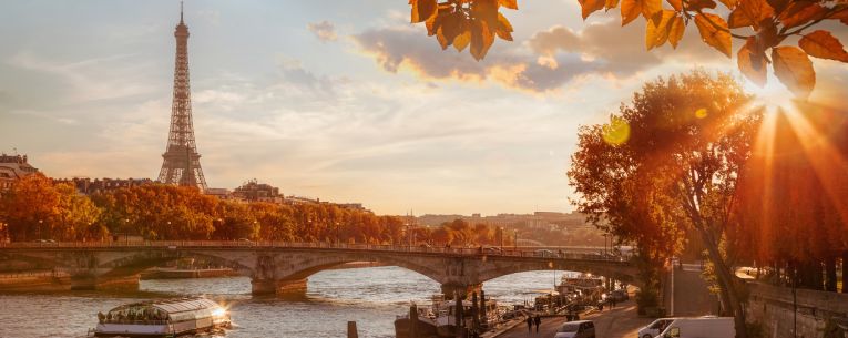 Allianz - paris in autumn