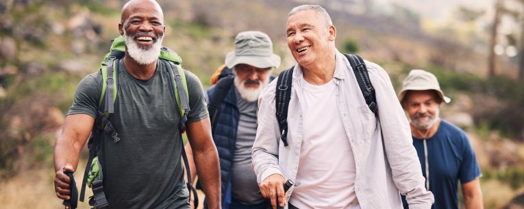 Allianz - seniors hiking